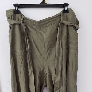 Torrid olive green linen pants